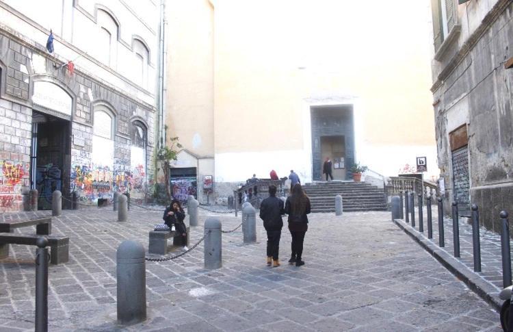 Appartamento Santi Apostoli House Napoli Esterno foto